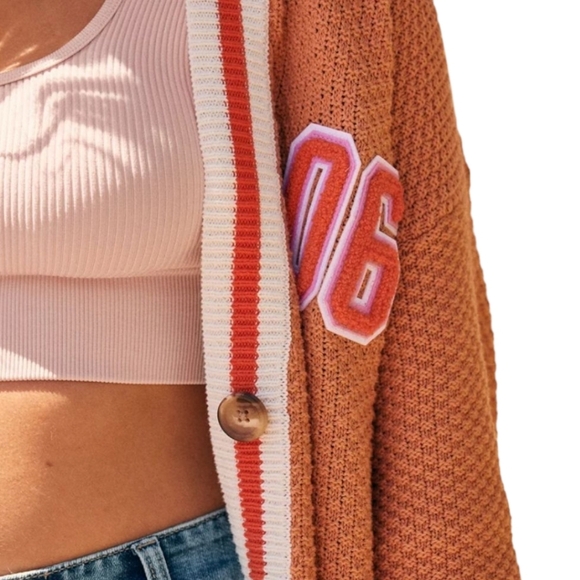 Aerie Women's Oversized Varsity Cardigan NWOT - Picture 2 of 10